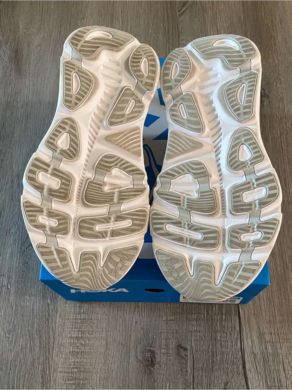 Hoka Women’s Gaviota 5 - Picture 5 of 6